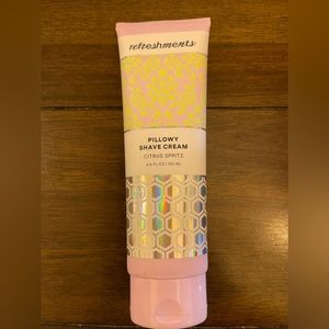 (3/$15) Brand New & Sealed Refreshments Pillowy Shaving Cream